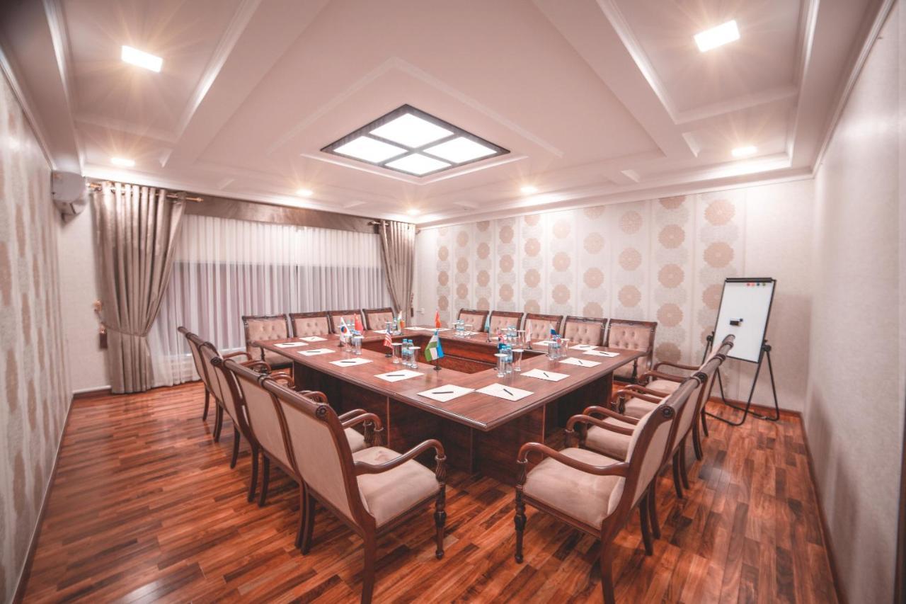 Asmald Palace Hotel Коканд Екстериор снимка