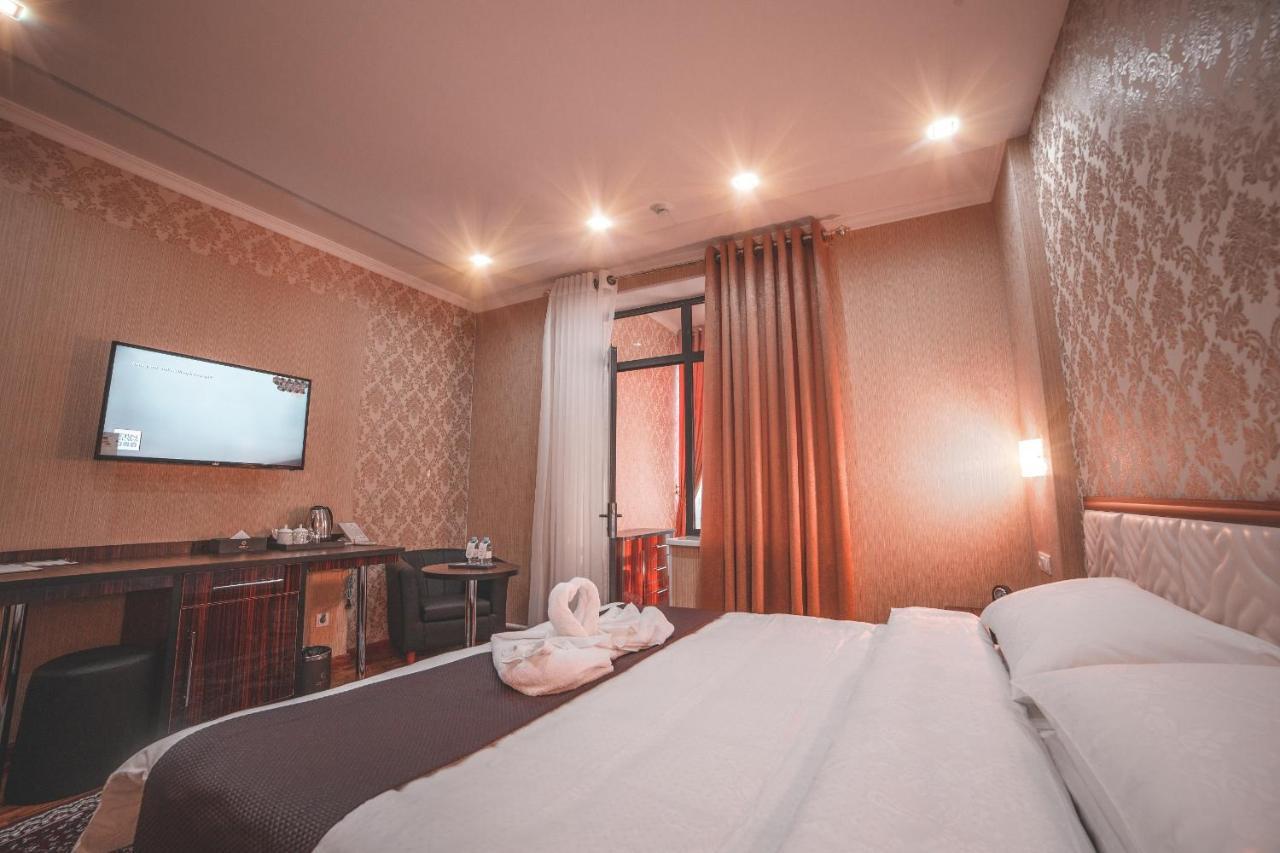 Asmald Palace Hotel Коканд Екстериор снимка